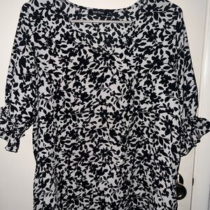 Well Worn Black & White Floral Blouse
